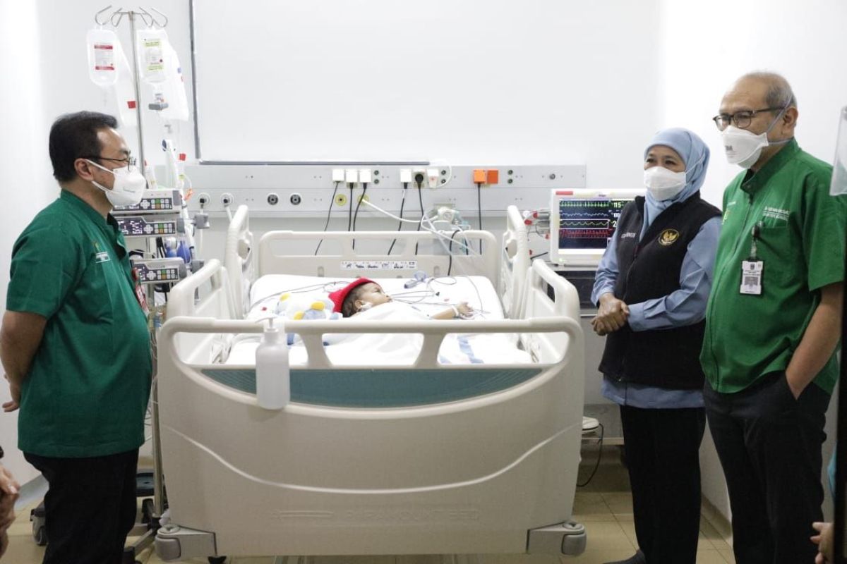 Khofifah apresiasi keberhasilan operasi pemisahan kembar siam Anaya-Inaya