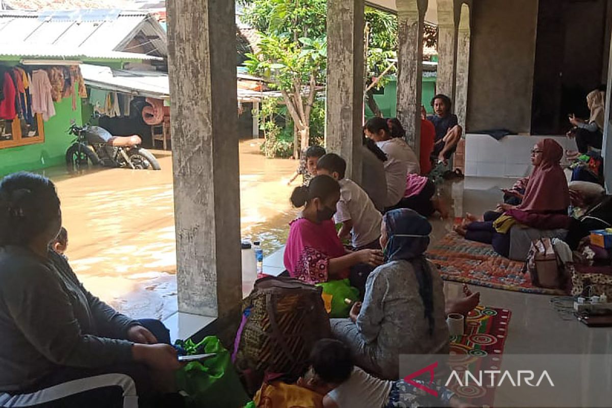 Kuasa hukum korban banjir sebut Anies tak serius tangani banjir