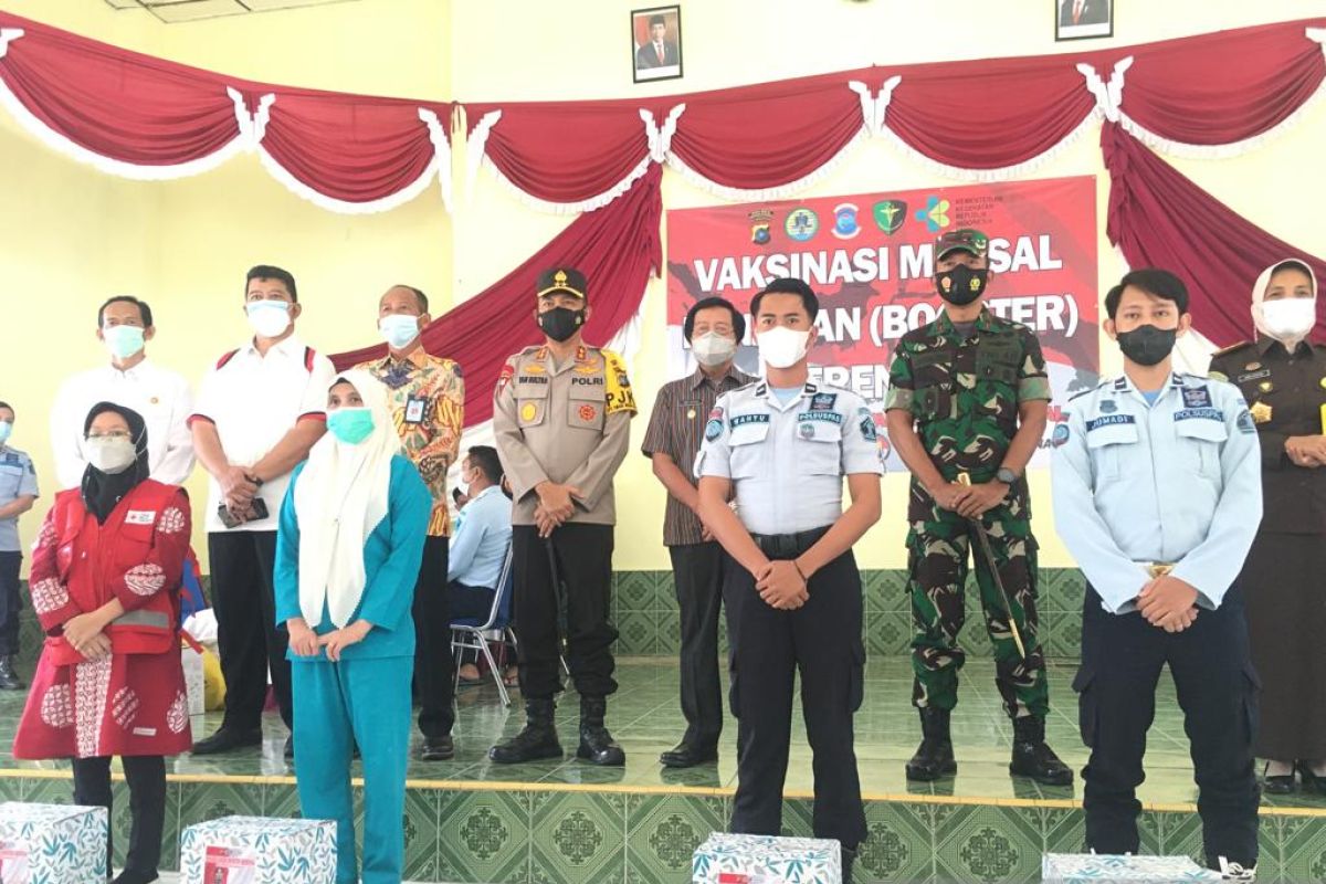 Wagub Abdul Fatah pantau vaksinasi di Lapas Tuatunu