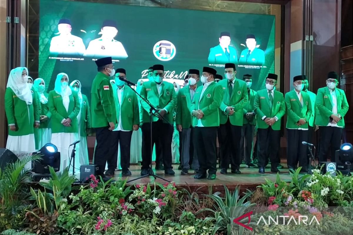 Sekjen PPP Arwani Thomafi lantik pengurus DPW PPP Aceh 2021-2026