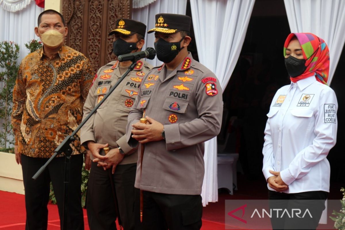 Kapolri resmikan gedung Satpas berteknologi modern di Polres Sukoharjo