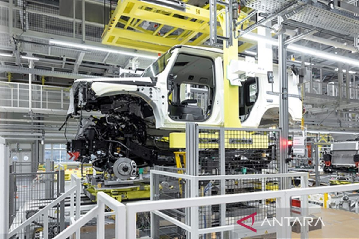 INEOS Automotive siap produksi SUV Grenadier di Pabrik Hambach