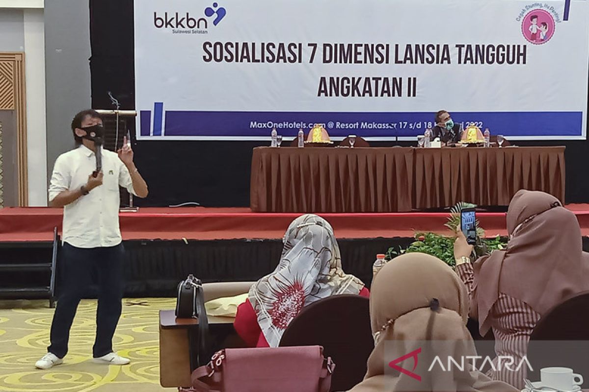 Pakar: Pemberian gizi seimbang pada lansia cegah risiko komorbid