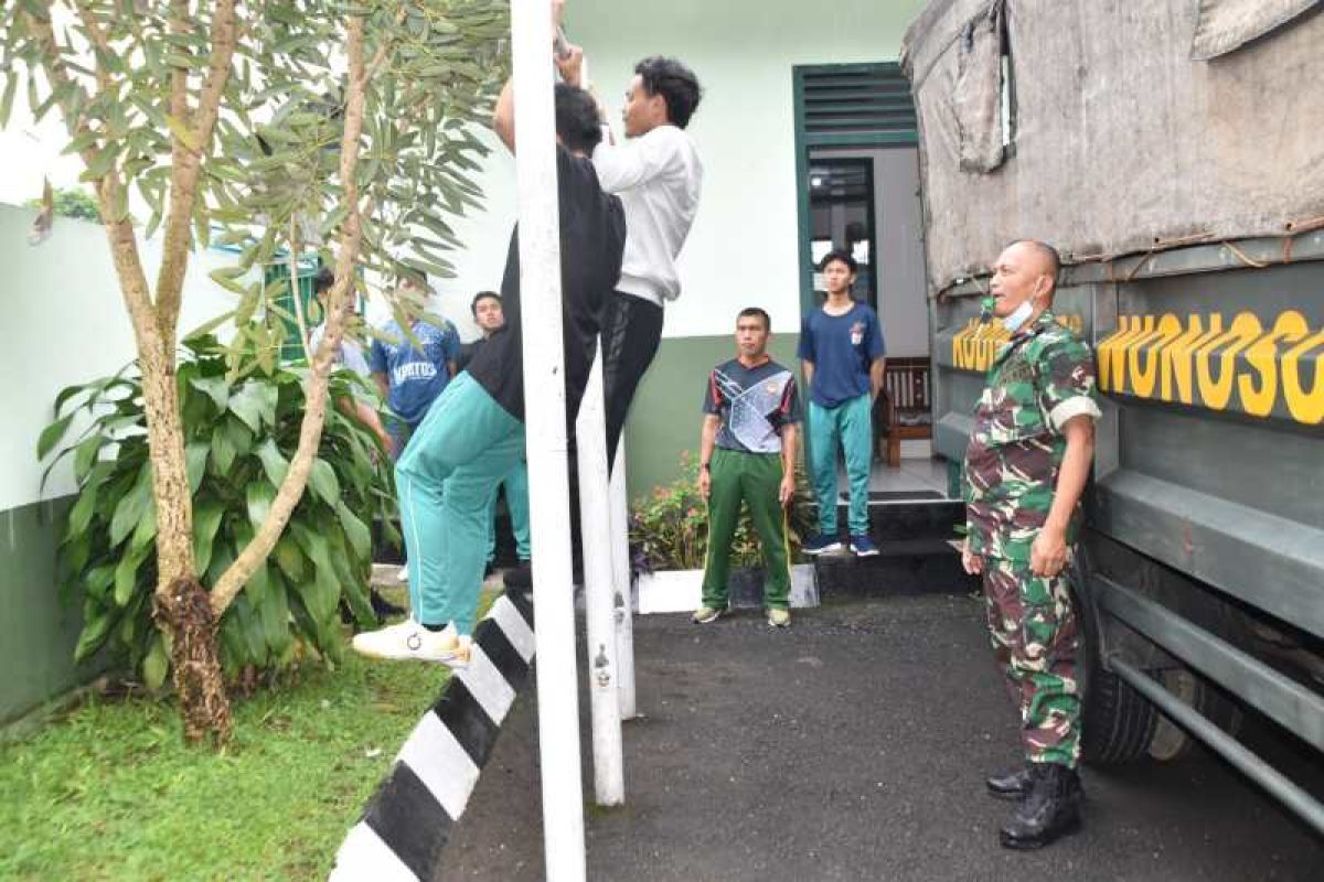 Penerimaan calon prajurit, Kodim Wonosobo bina fisik santri