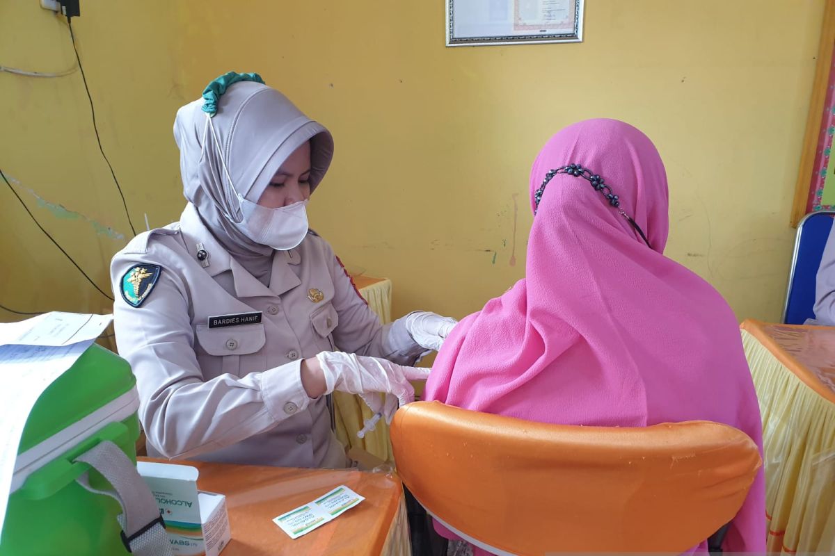 Polda Gorontalo buka pelayanan vaksinasi di sekolah