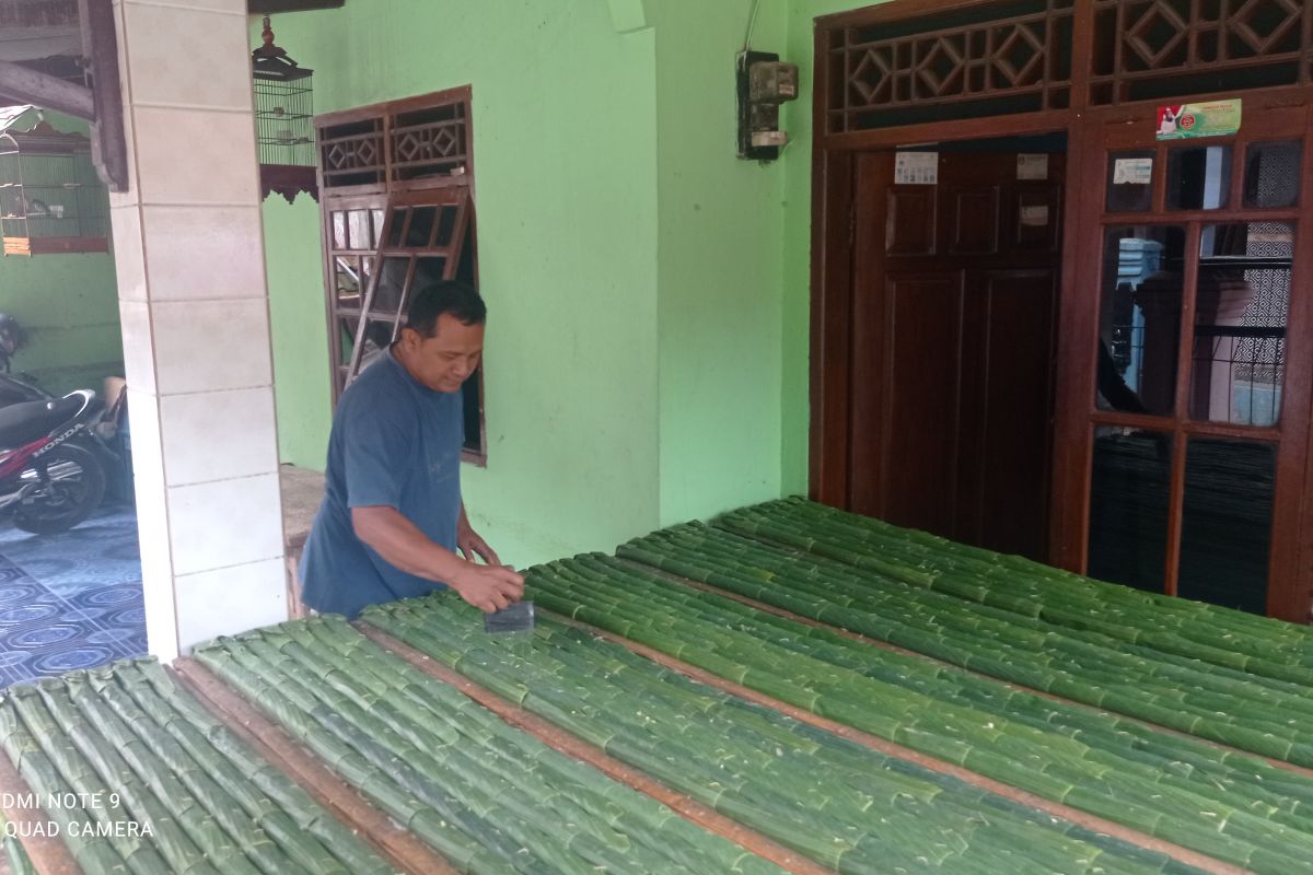 Perajin tempe di Kabupaten Lebak minta pemerintah stabilkan harga kedelai