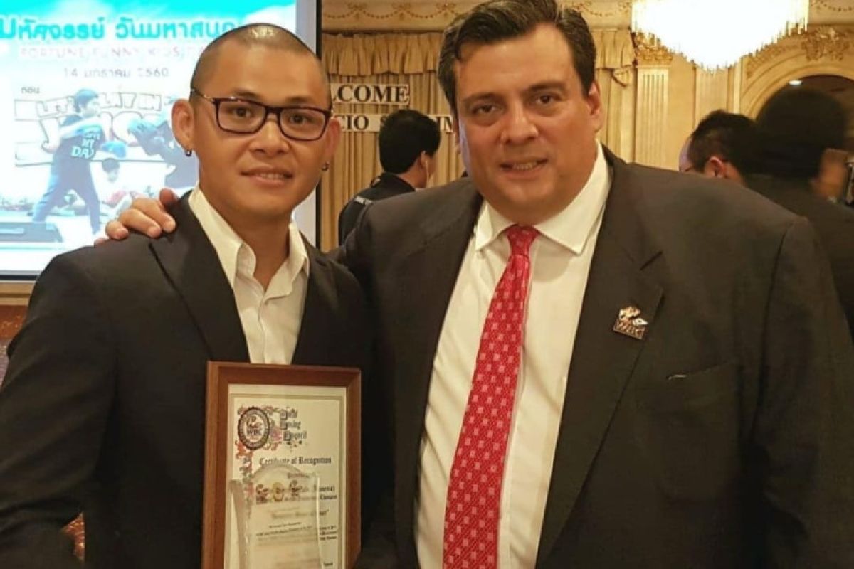 Promotor Armin Tan bertekad antar Tibo Monabesa meraih gelar juara dunia