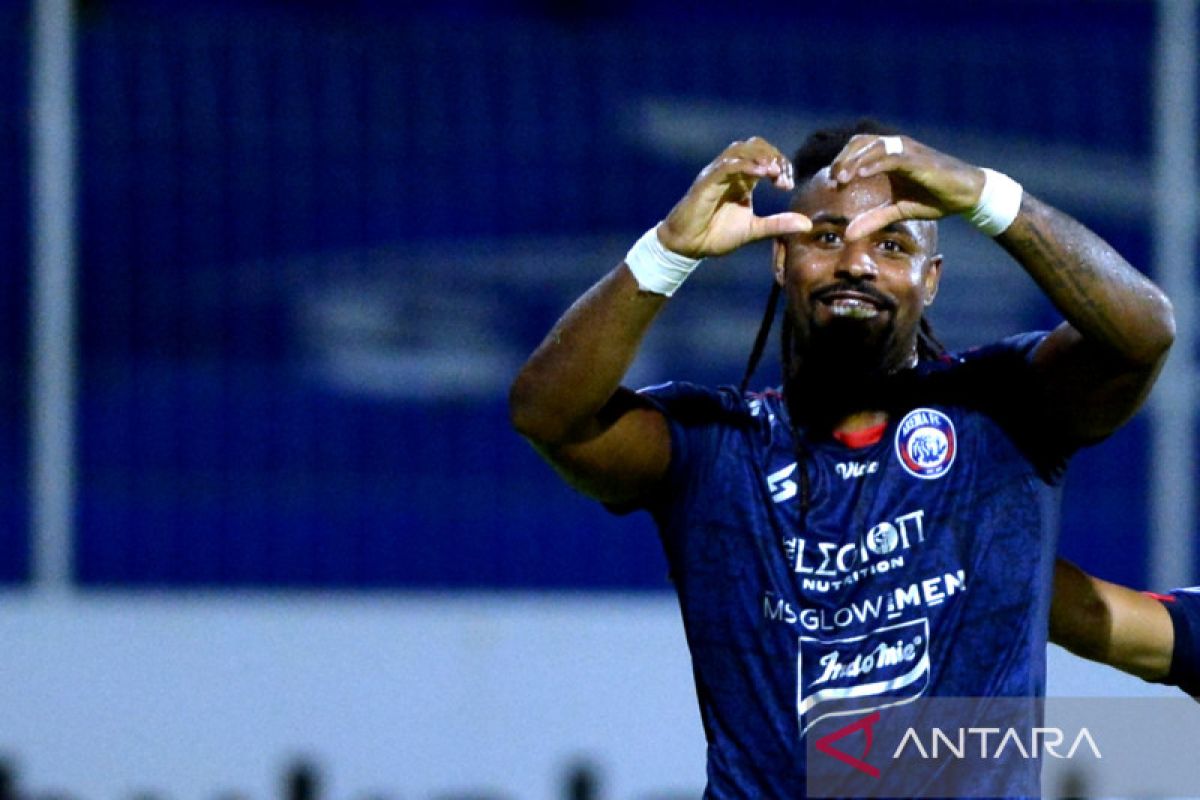 Gol tunggal Carlos Fortes antar Arema FC menang 1-0 atas PSM