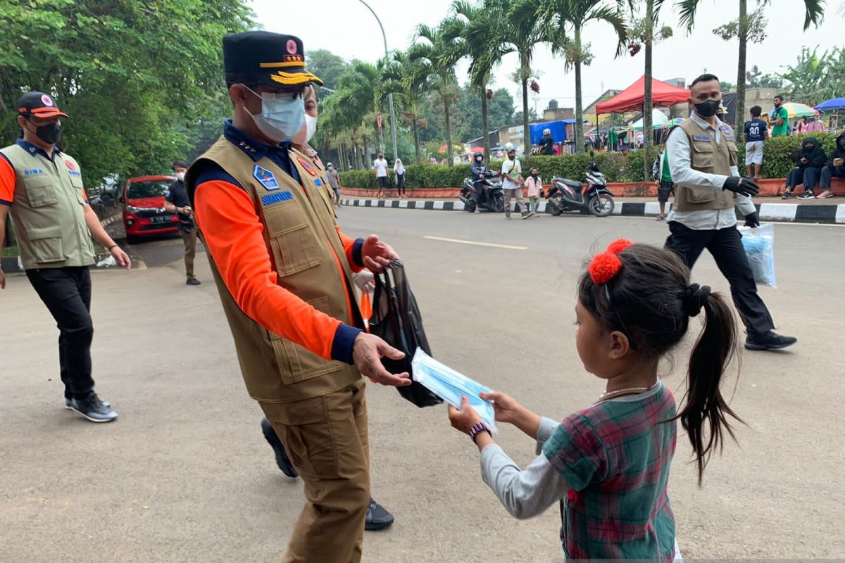 BNPB: Pakai masker penting antisipasi penularan COVID-19