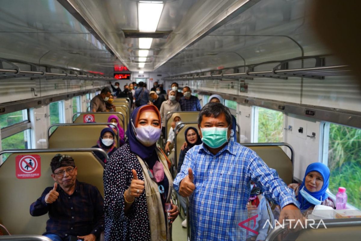 Bawa penumpang, KA relasi Stasiun Garut-Pasar Senen mulai diuji coba