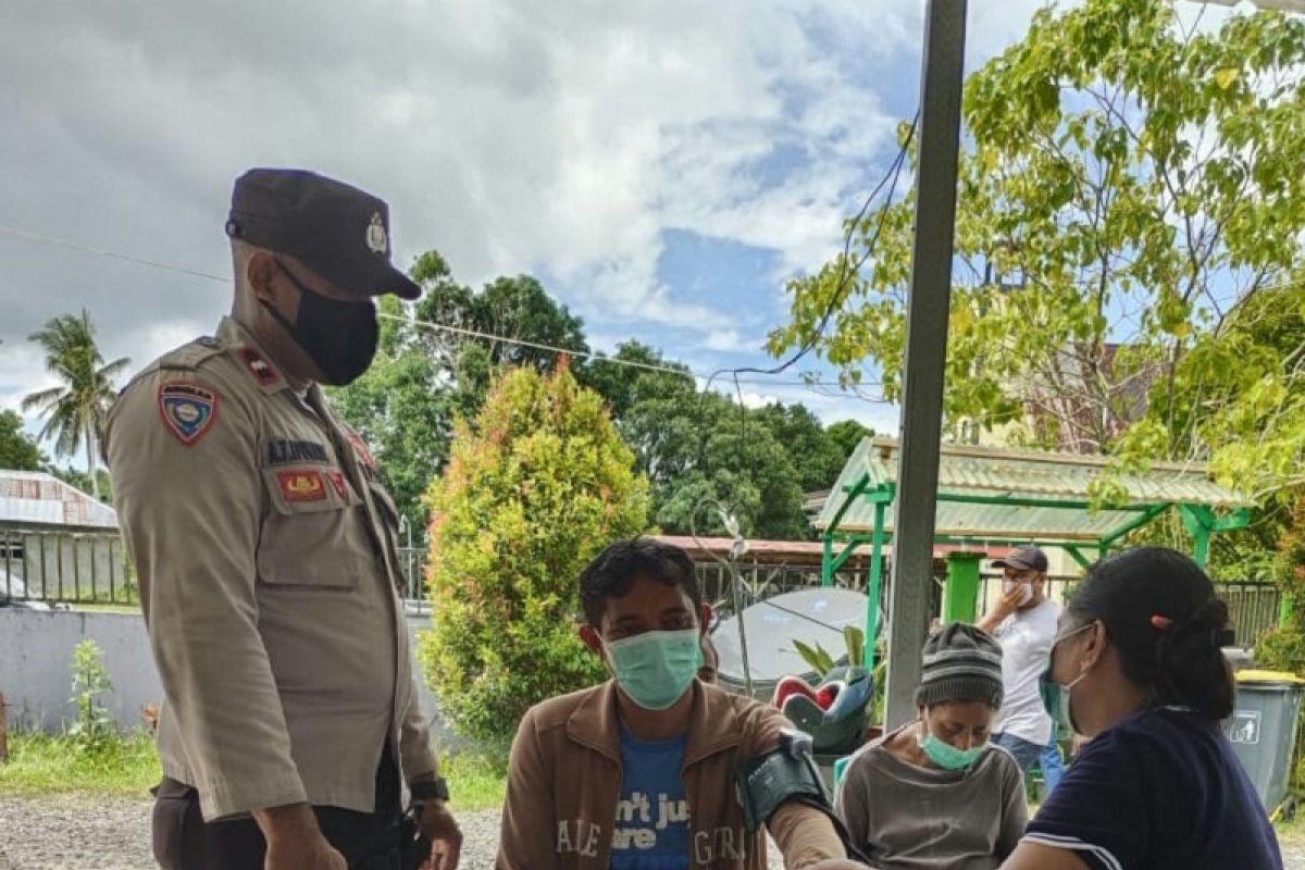 Polresta Pulau Ambon gelar pelayanan vaksinasi COVID-19, percepat capaian