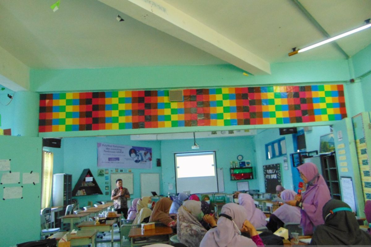 Salimah Kota Padang angkatkan pelatihan kehumasan dan luncurkan pembinaan UMKM