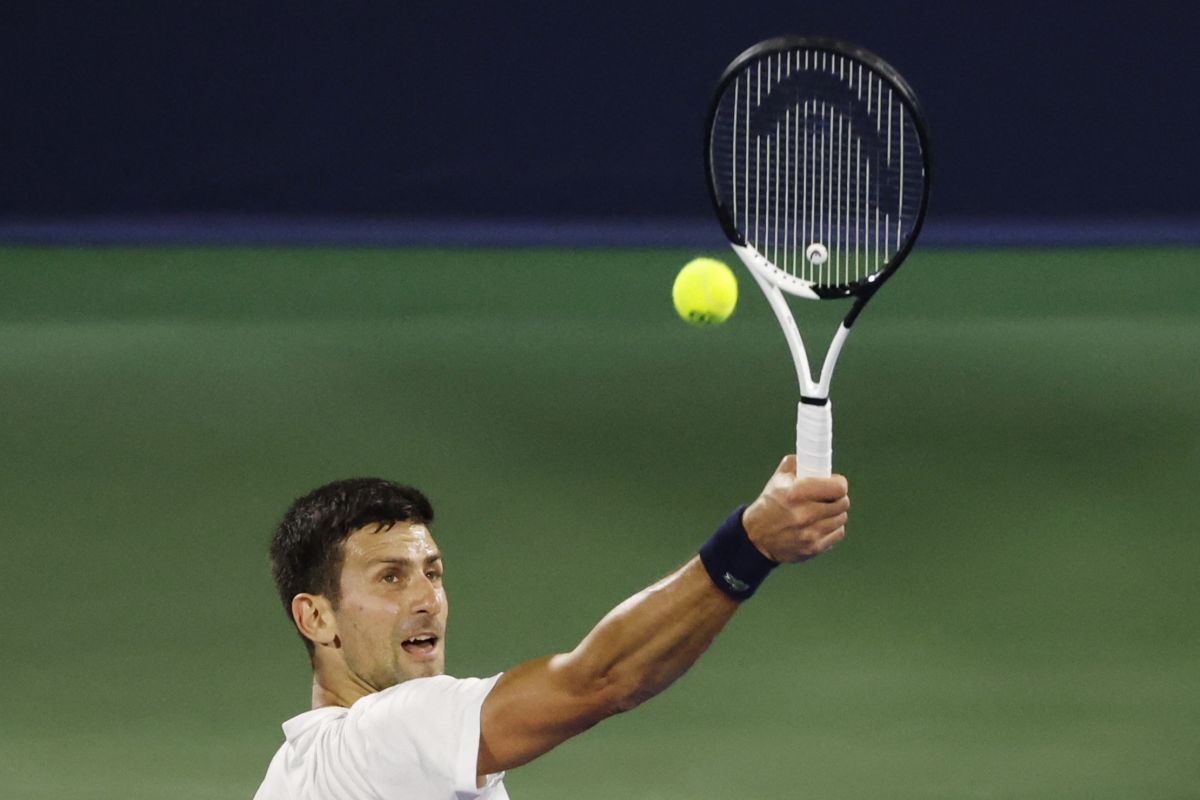 Djokovic memulai musimnya di Dubai setelah kehebohan di Australia
