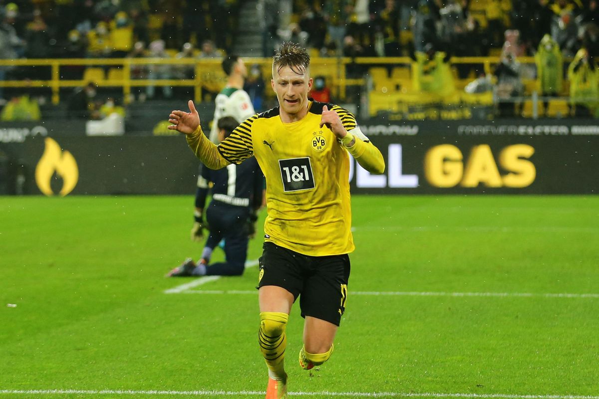 Dortmund gulung Gladbach 6-0, Reus gemilang