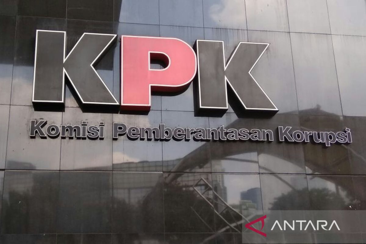 KPK panggil lima saksi terkait korupsi bupati Penajam Paser Utara