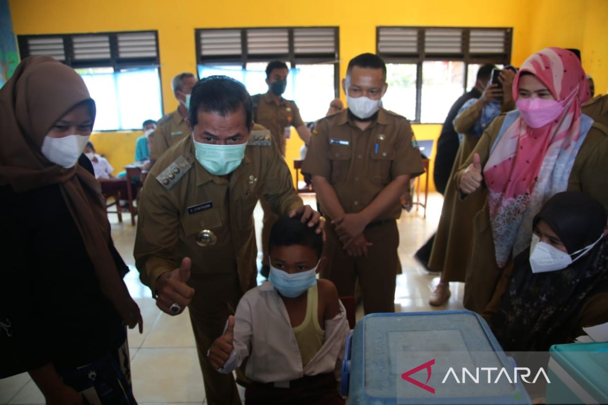 Dukung percepatan vaksinasi, 103 siswa SDN Gowok Kota Serang divaksin