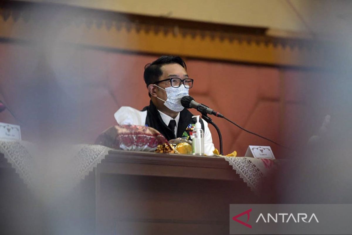 Ridwan Kamil minta kabupaten-kota tingkatkan kapasitas tempat tidur RS