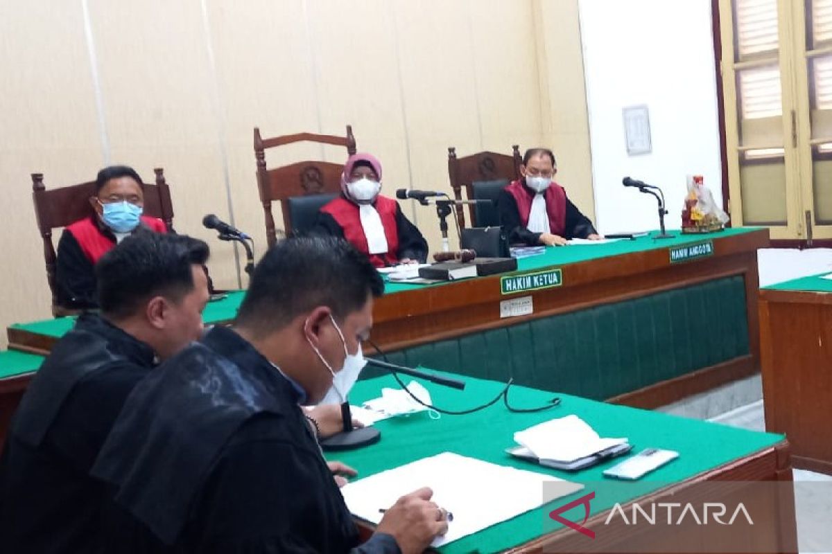 Mantan Wali Kota Tanjungbalai M Syahrial diadili perkara suap jabatan