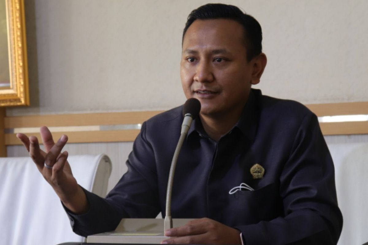 Gerindra: BPJS jadi syarat urusan publik bebani masyarakat