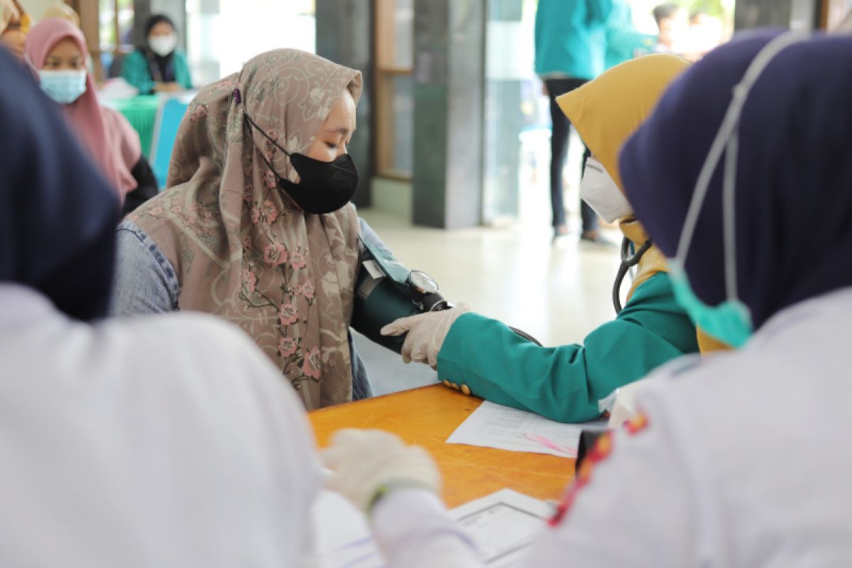 Universitas Syiah Kuala wajibkan sivitas akademika vaksinasi ketiga
