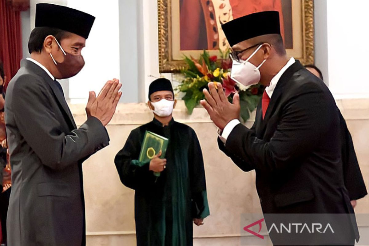 Presiden Jokowi lantik Andi Widjajanto sebagai Gubernur Lemhannas