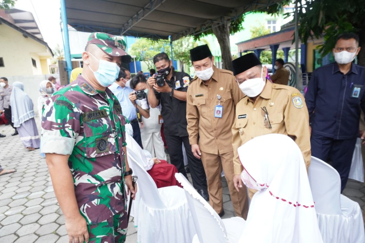 Sekolah di Situbondo ditutup jika capaian vaksinasi belum 100 persen