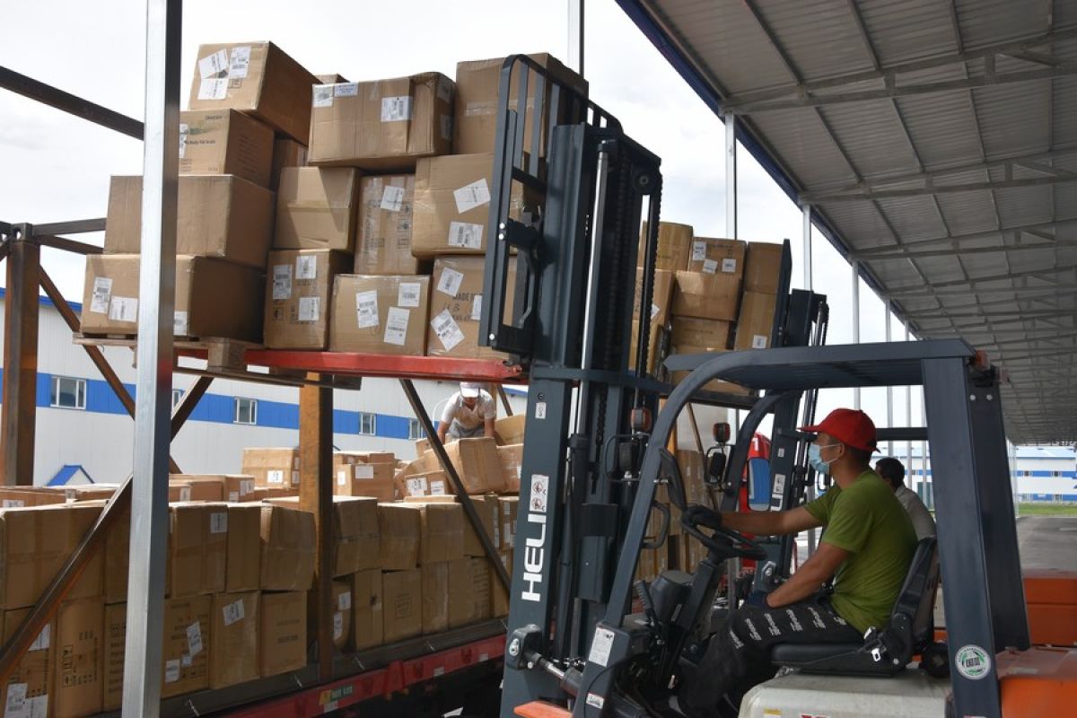 China tambah daftar barang ritel impor e-commerce lintas perbatasan