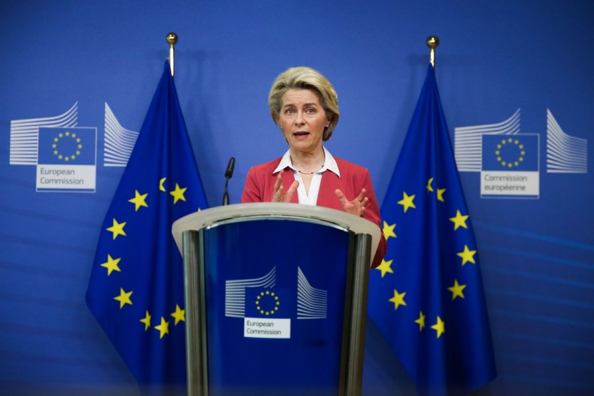 UE akan jatuhkan sanksi pada Rusia atas pengakuan dua wilayah Ukraina