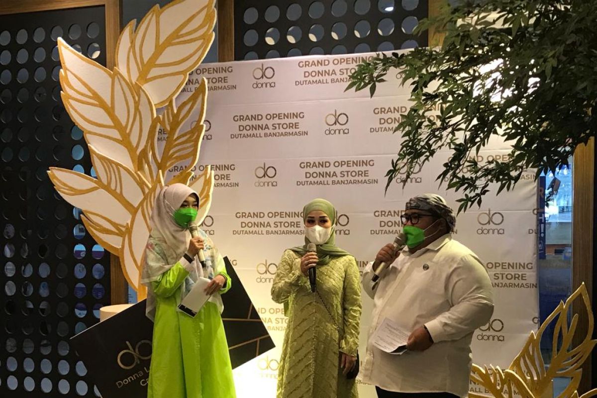 Donna Scarves Store hadirkan fashion muslimah modern di Duta Mall