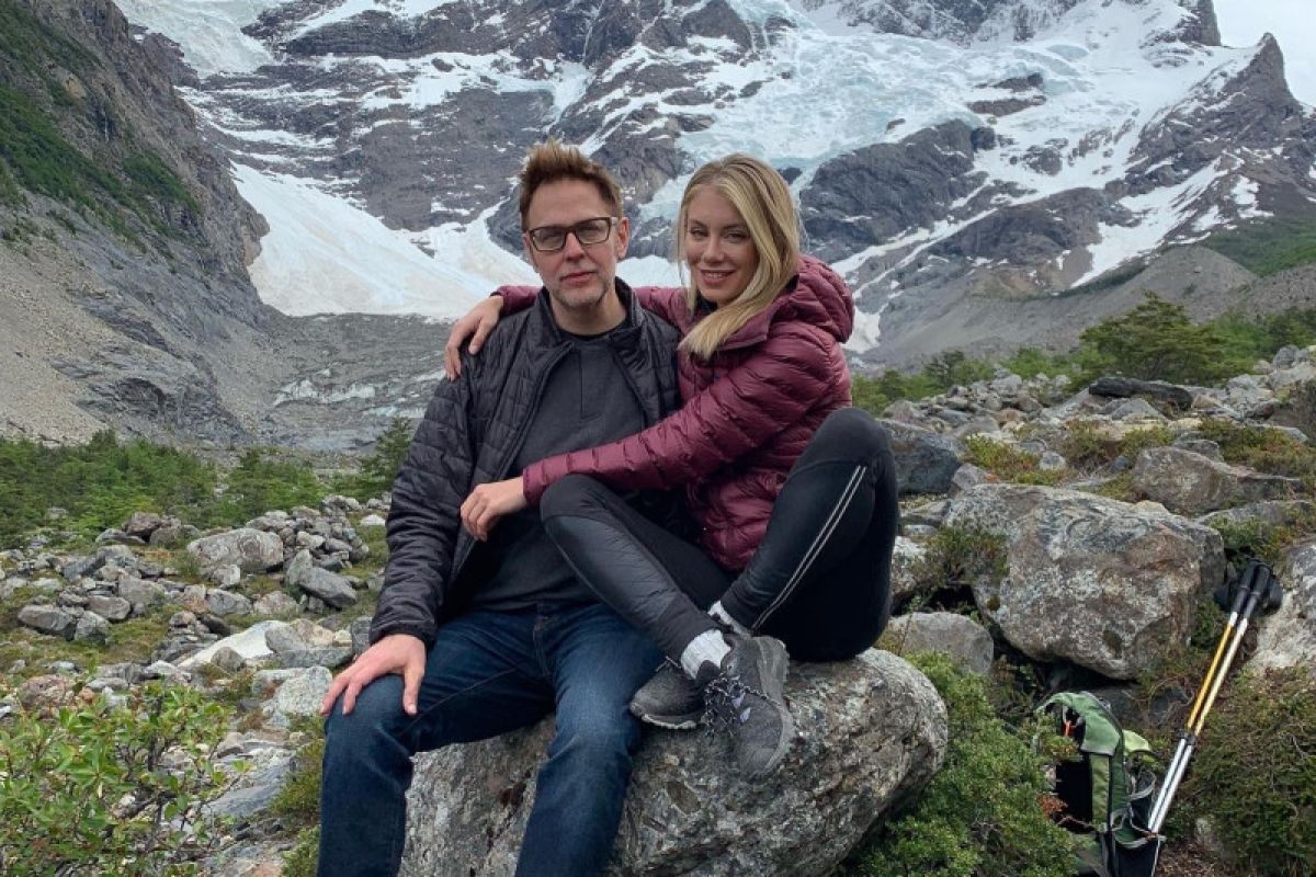 James Gunn dan Jennifer Holland bertunangan