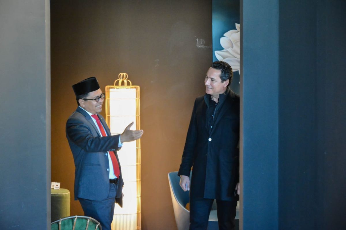 Tunisia minati 'furniture' Indonesia