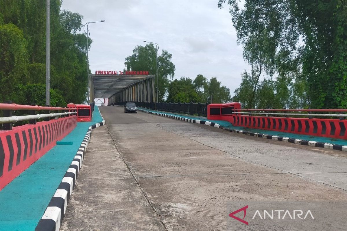 Ketua DPRD minta pengecekan jembatan Soekarno rutin dilakukan