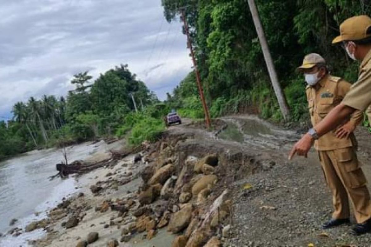 Gubernur Sulbar : Jalan Mamuju Tapalang rampung 70 persen