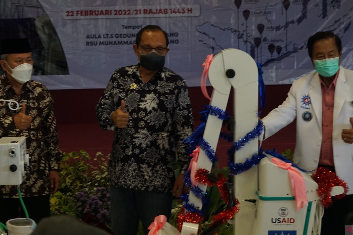 Muhammadiyah terima bantuan alat kesehatan COVID-19 dan TBC dari USAID