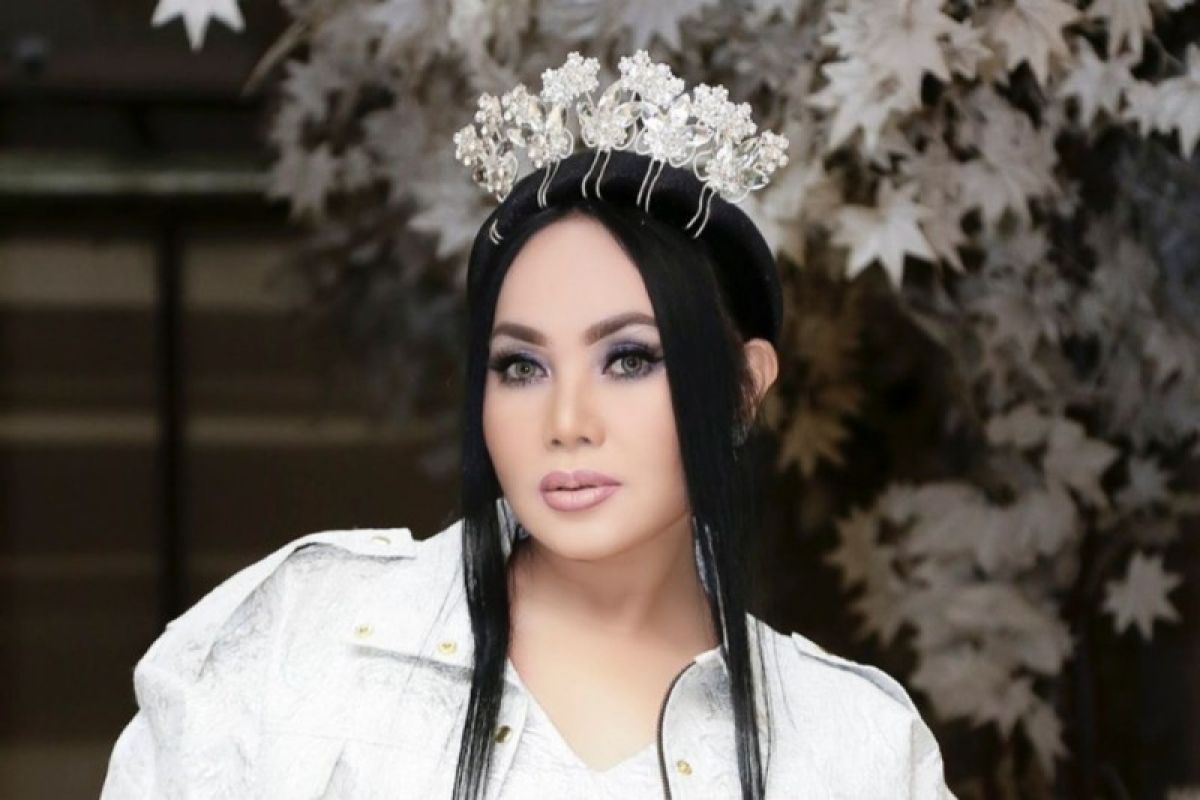 Dewi Gita persembahkan lagu 