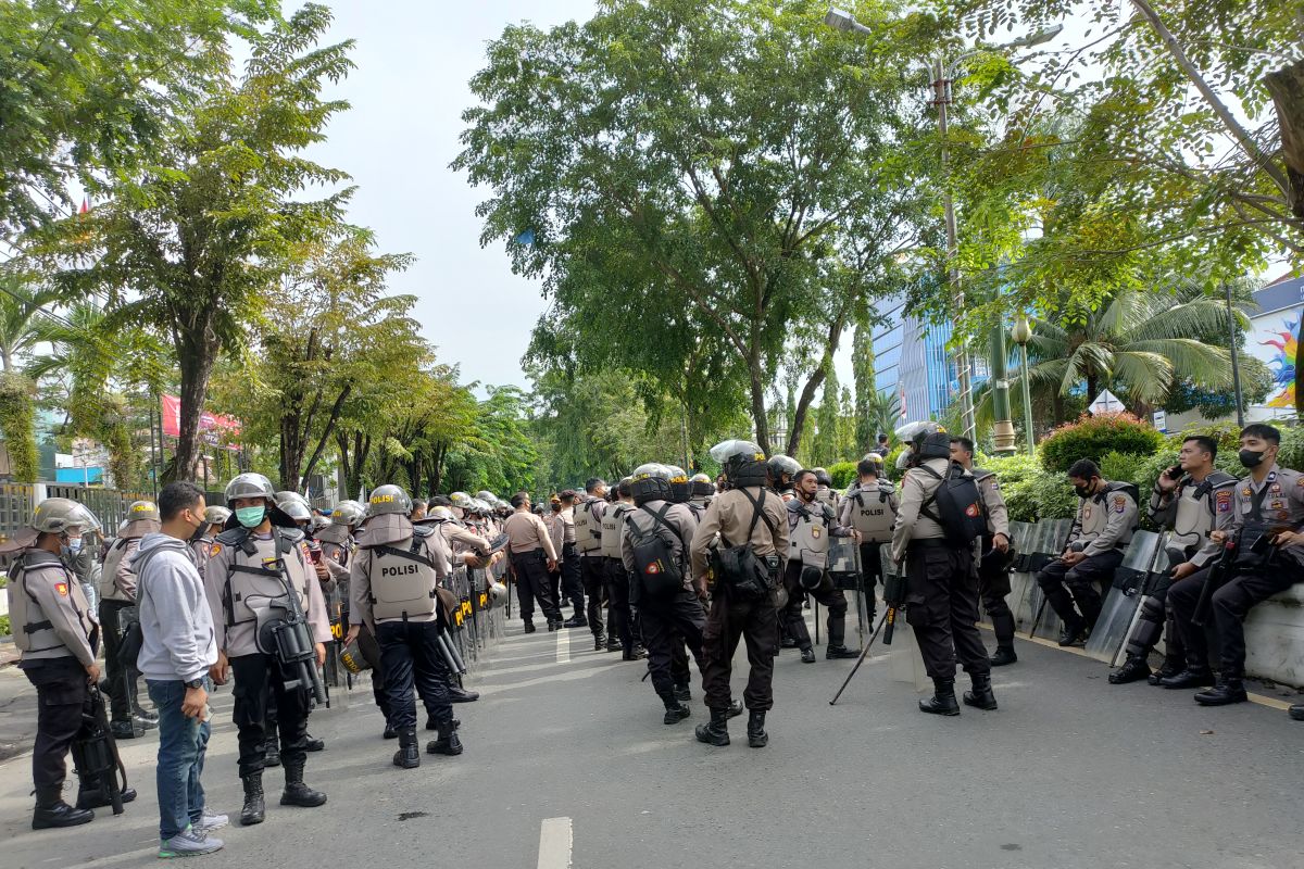 Polisi kembali amankan DPRD Kalsel dari aksi buruh