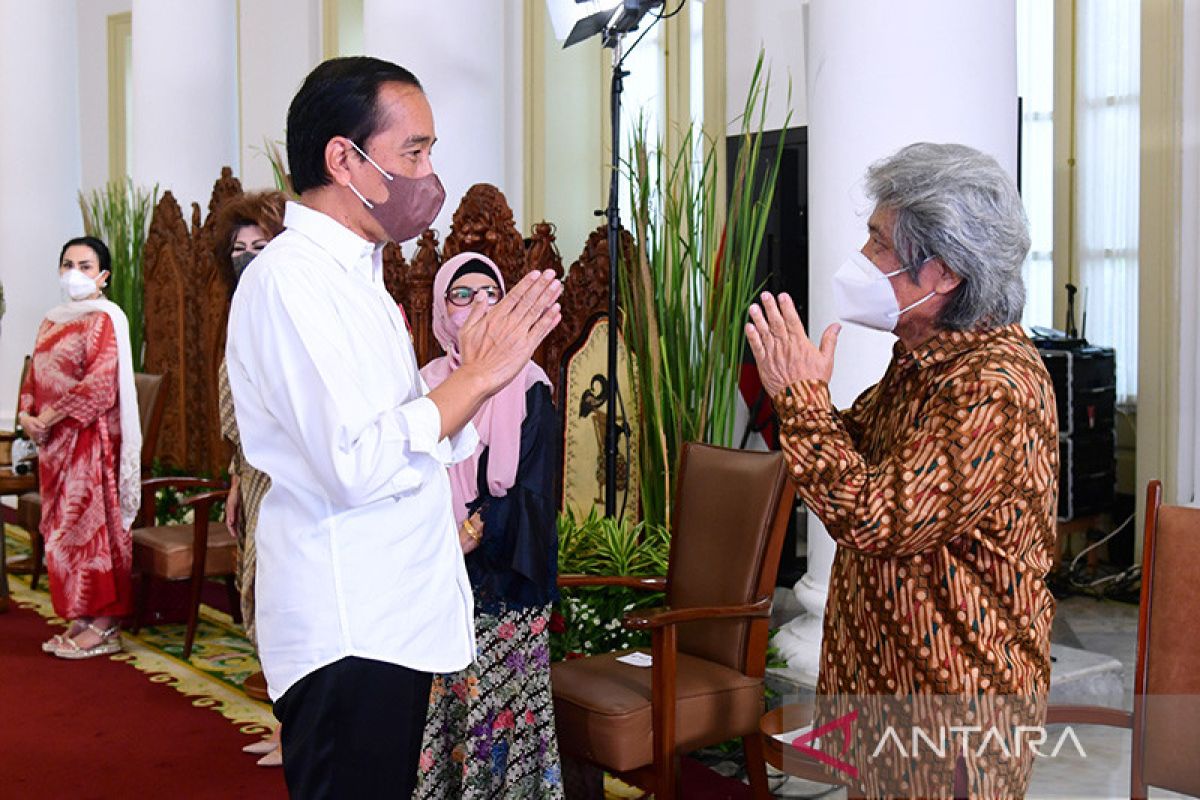 Presiden Jokowi bertemu sejumlah seniman di Istana Bogor
