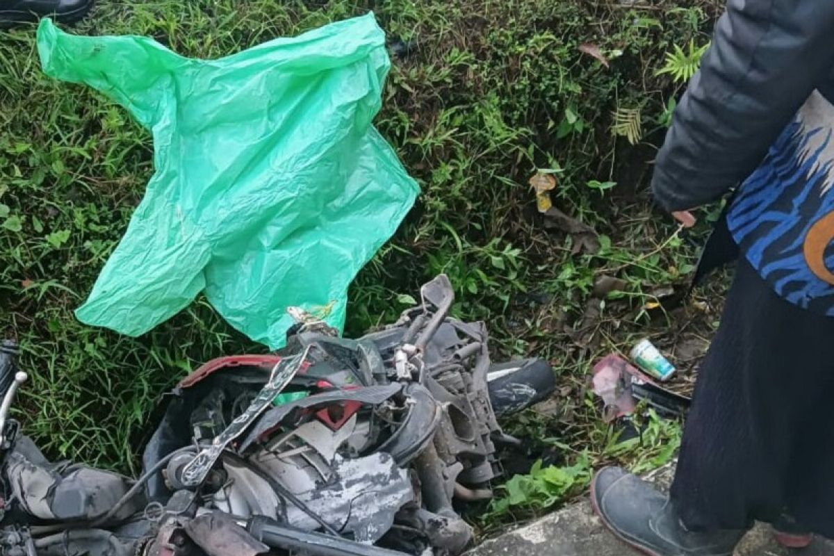 Dua pengendara meninggal akibat laka lantas di Ambon, lalai akibatkan korban
