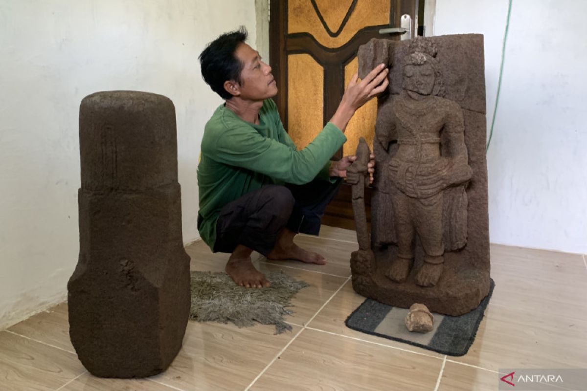 Arca Agastya ditemukan dalam ekskavasi situs Srigading Malang