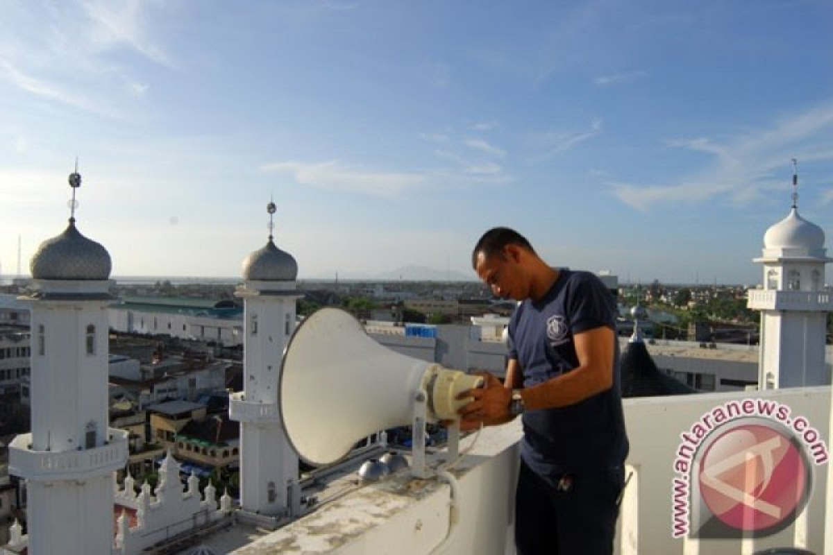 Menag diharapkan mencabut surat edaran soal pengeras suara di masjid