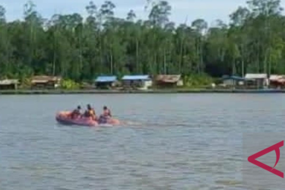 Tim SAR Timika lanjutkan pencarian korban tenggelam di Muara Kokonao