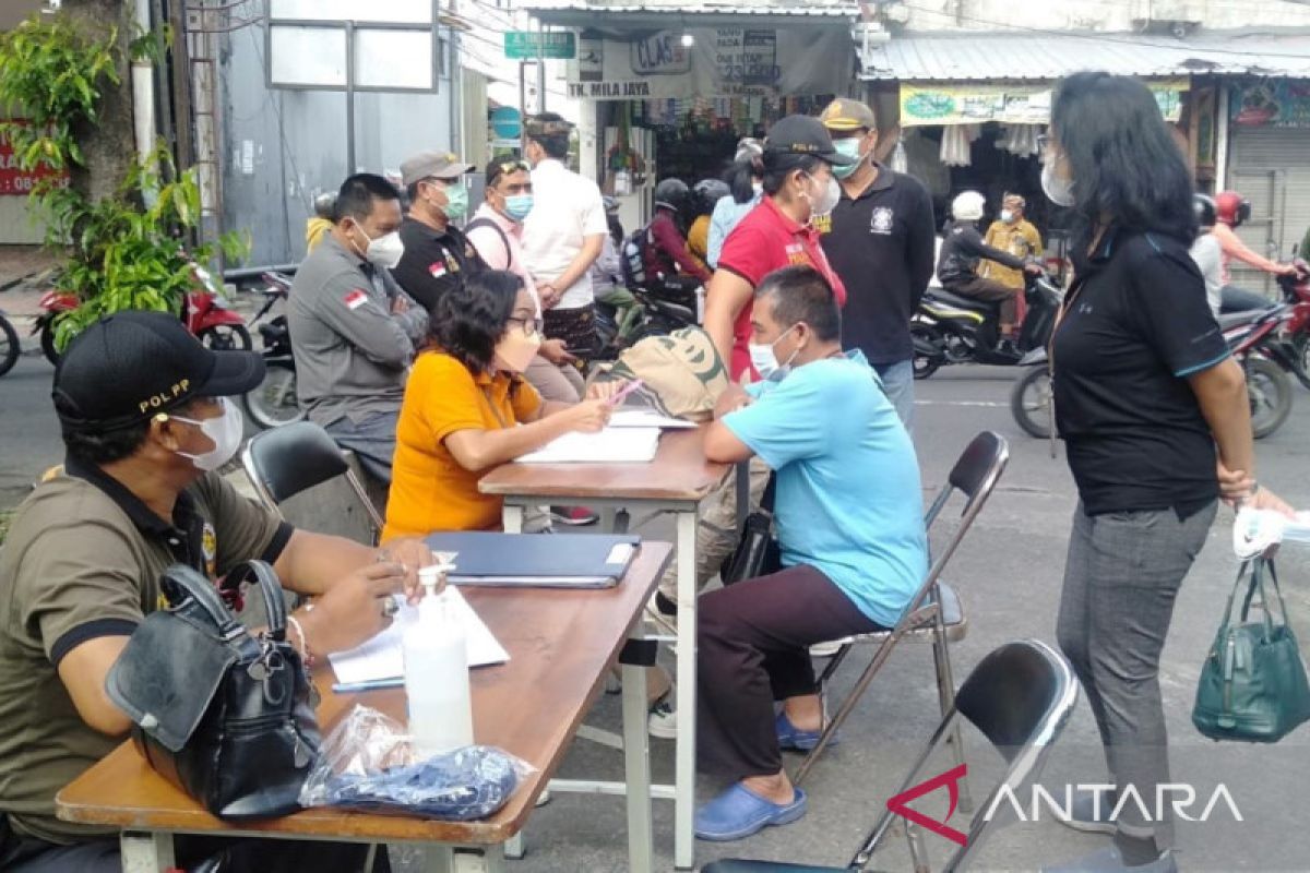 Tim Yustisi Kota Denpasar jaring 32 orang pelanggar prokes