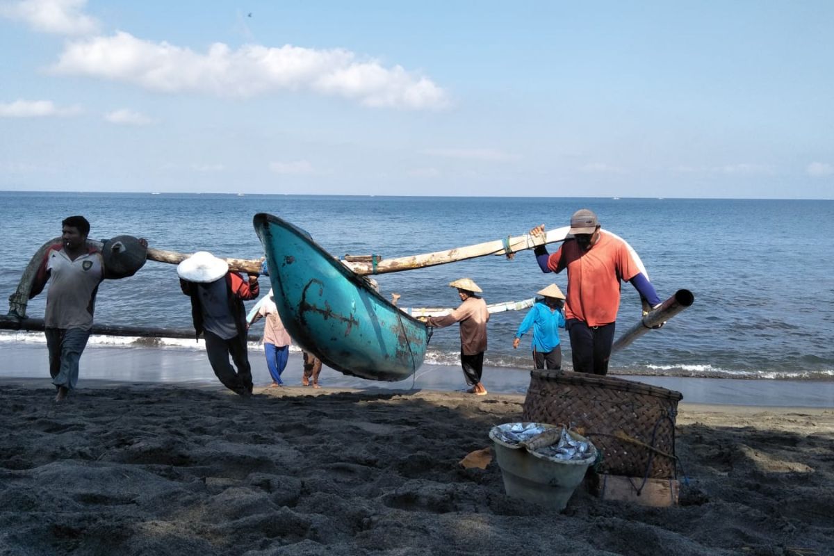 DKP Mataram menyayangkan penertiban nelayan di Pantai Senggigi