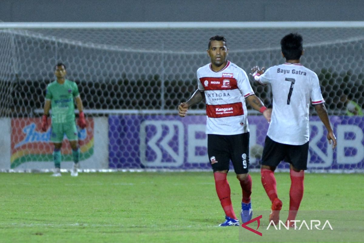 Liga 1: Beto selamatkan Madura United dari kekalahan lawan Barito Putera