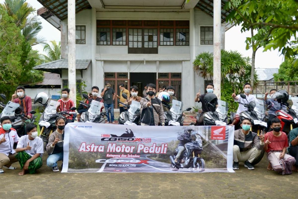 Berbagai kegiatan mewarnai Touring CB150X