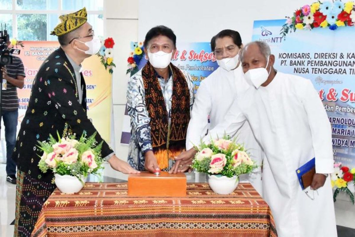 Minister supports development of digital talents in East Nusa Tenggara