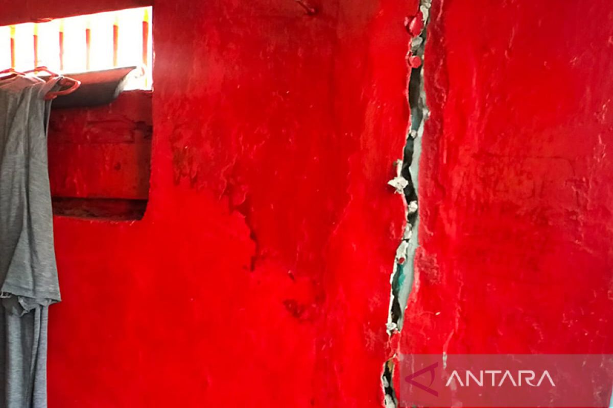 Gempa rusak dinding kamar hunian Lapas Talu Pasaman