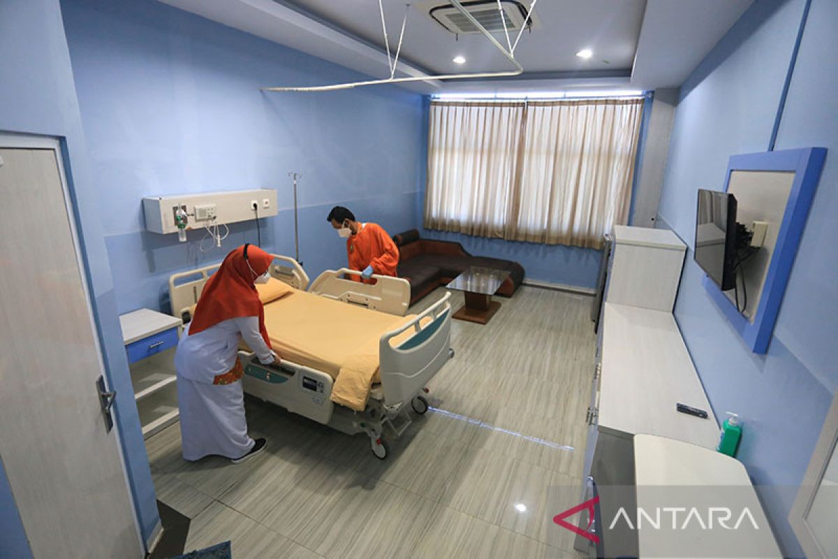 Tinggal 146 kasus COVID-19 di Cirebon jalani perawatan di RS