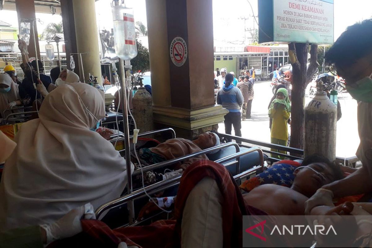 Dua meninggal, 20 luka-luka akibat gempa M 6,1 di Pasaman Barat