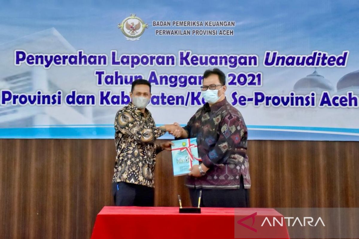 Wali kota Sabang serahkan laporan keuangan 2021 ke BPK